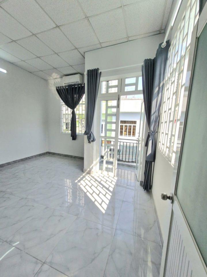 Bán Nhà 72m² Gần Bệnh Viện Lê Văn Thịnh - Ngang 6,3m - Giá 5,5 Tỷ