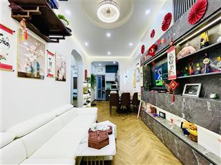 Chính chủ cần bán chung cư vp5 bán đảo linh đàm 62m  tầng 22 view hồ sổ đỏ chính chủ giá 5.45 tỷ