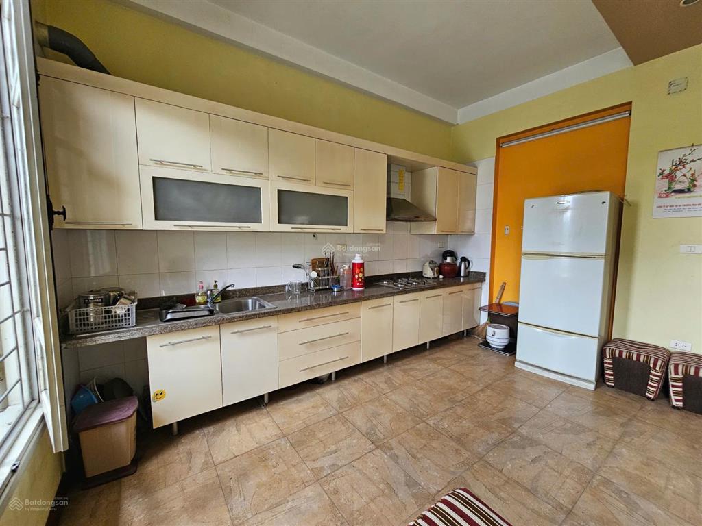 Cho thuê nhà riêng 60m2 phường phú thượng, hà nội