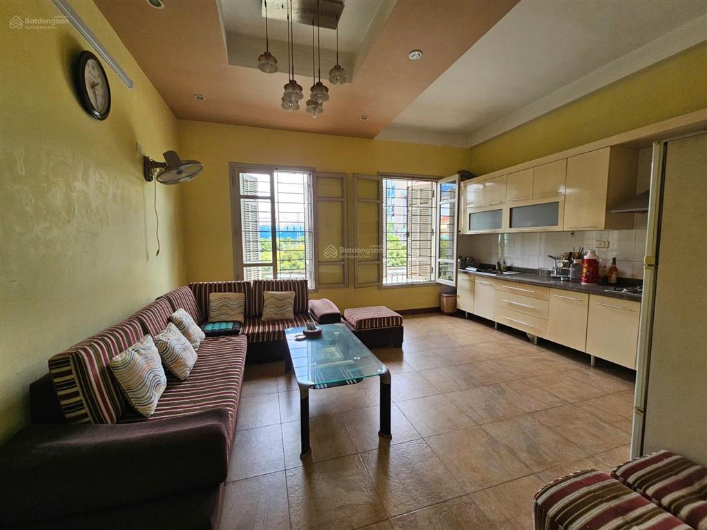 Cho thuê nhà riêng 60m2 phường phú thượng, hà nội