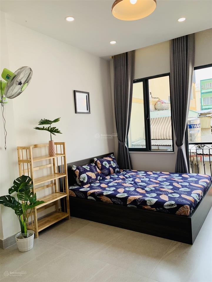 Cho thuê căn hộ studio ban công q1 gần cầu ông lãnh, chợ bến thành, bitexco, takashimaya, bùi viện