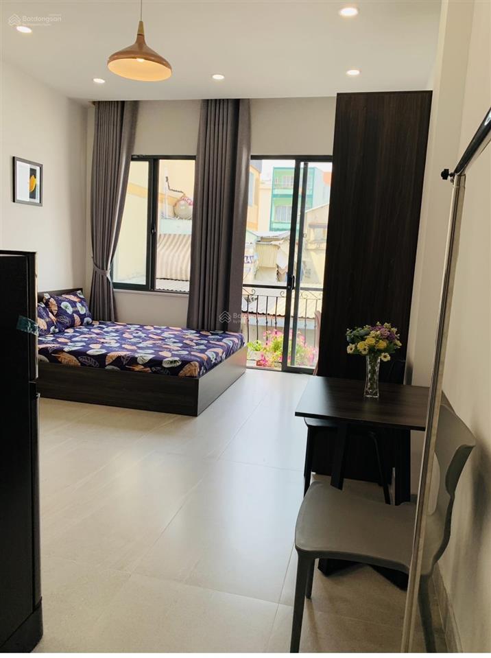 Cho thuê căn hộ studio ban công q1 gần cầu ông lãnh, chợ bến thành, bitexco, takashimaya, bùi viện