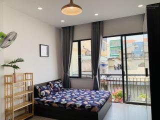 Cho thuê căn hộ studio ban công q1 gần cầu ông lãnh, chợ bến thành, bitexco, takashimaya, bùi viện
