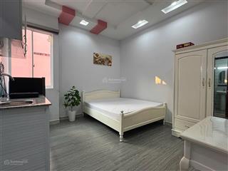 Cho thuê căn hộ studio cửa sổ, sạch sẽ q1 gần cầu ông lãnh, cầu calmette, bùi viện, chợ bến thành