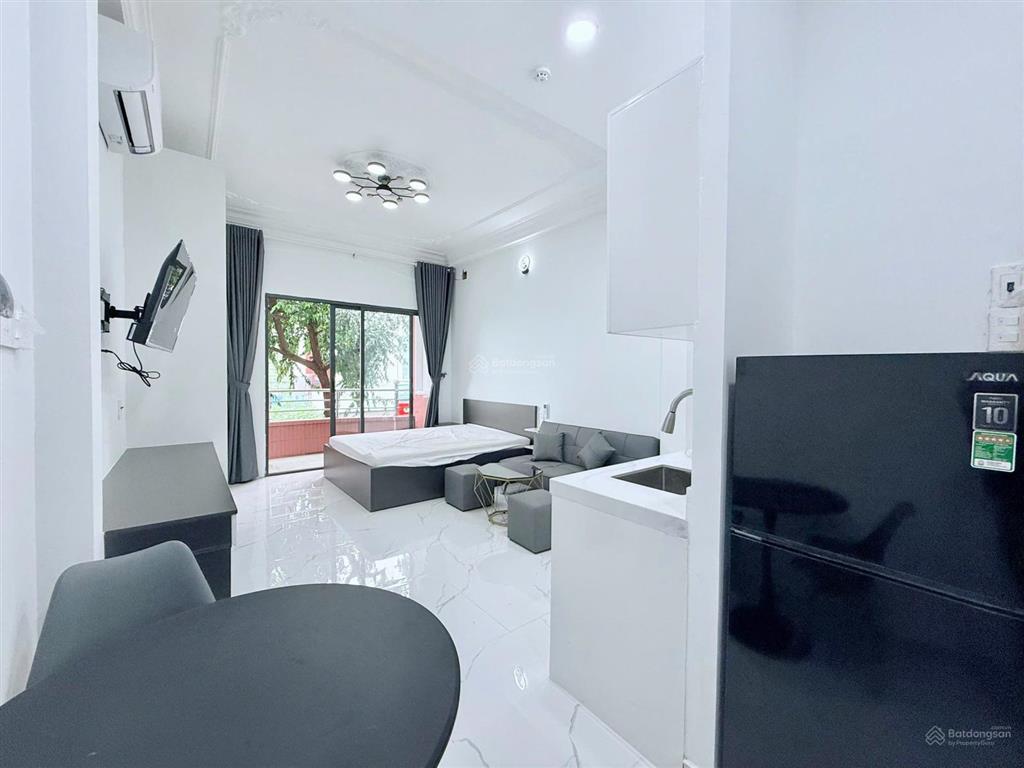 Cho thuê căn hộ studio ban công đẹp q4 gần cầu ông lãnh, cầu kênh tẻ, cầu calmette