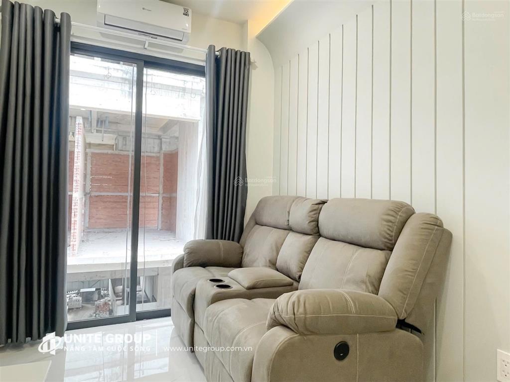 Cho thuê căn hộ 1pn ban công thoáng q1 gần chợ bến thành, cầu ông lãnh, bùi viện, cầu calmette