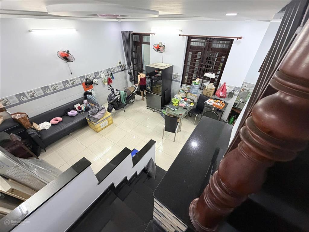 Nhà lý tuệ 6,3 x 6,25 = 39m2 , 2 tầng nhà cứng đẹp 3tỷ750