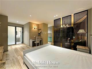 Căn hộ 1pn tách bếp bancol siêu rộng đón nhiều ánh sáng thang máy  hầm xe ngay điện biên phủ