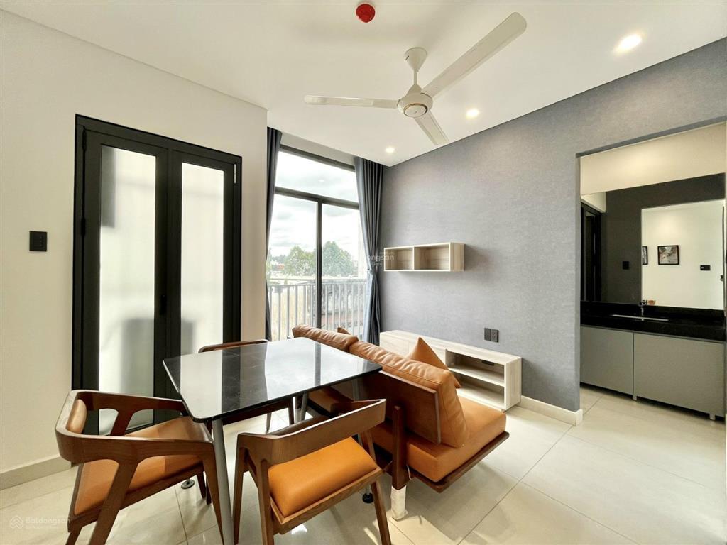 Căn hộ 1 phòng ngủ tách bếp gần sân bay tân sơn nhất, công viên hoàng văn thụ