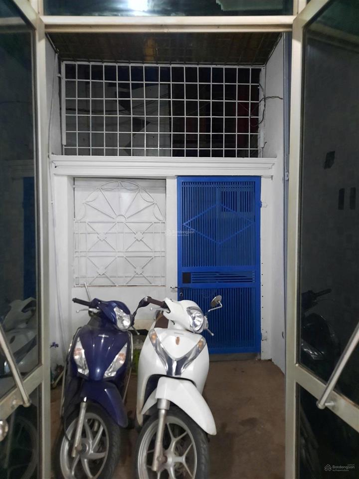 Cho thuê nhà riêng, số 32, ngõ 26 phùng hưng, hà đông. nhà 2 tầng 1 tum, 40m2
