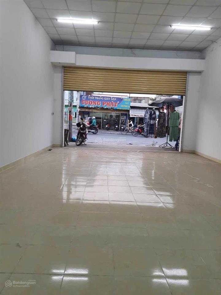 Bán shophouse tại ấp 1 phong phú, 12,99 tỷ, 200m2 nguyên căn mặt tiền quốc lộ 50 sổ hồng sẵn