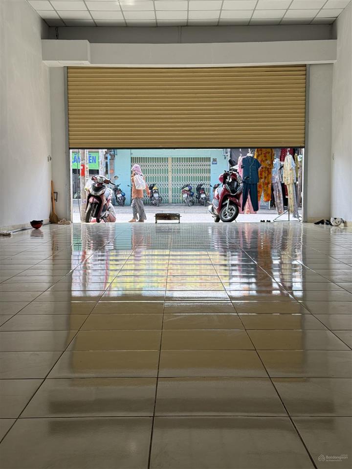 Bán shophouse tại ấp 1 phong phú, 12,99 tỷ, 200m2 nguyên căn mặt tiền quốc lộ 50 sổ hồng sẵn