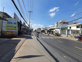 Bán shophouse tại ấp 1 phong phú, 12,99 tỷ, 200m2 nguyên căn mặt tiền quốc lộ 50 sổ hồng sẵn