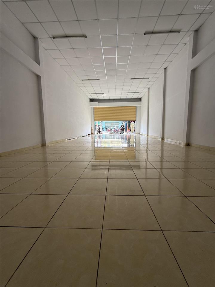 Bán shophouse tại ấp 1 phong phú, 12,99 tỷ, 200m2 nguyên căn mặt tiền quốc lộ 50 sổ hồng sẵn