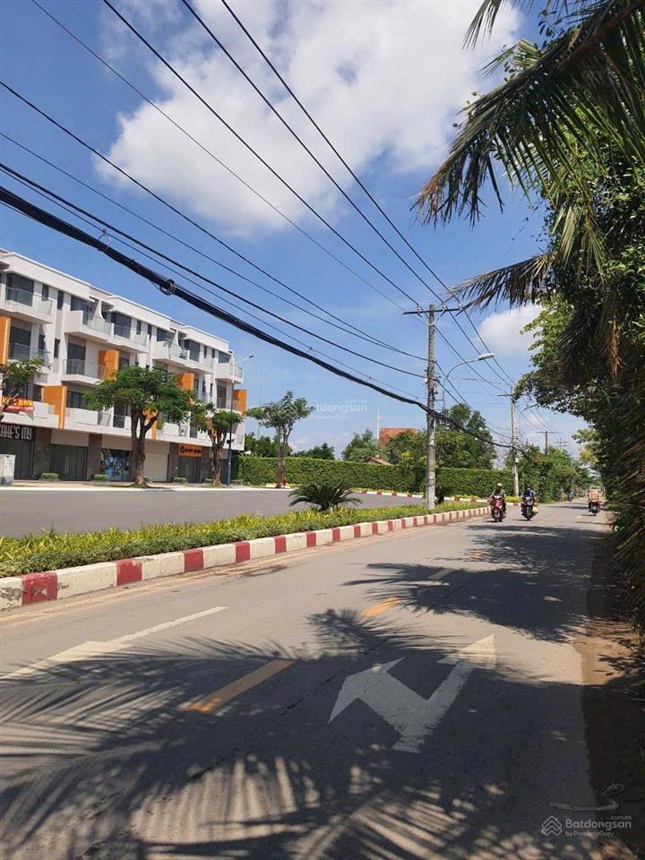Bán shophouse tại lovera premier, giá cực chất 9,9 tỷ, 75m2, 6pn, 7wc, view đẹp