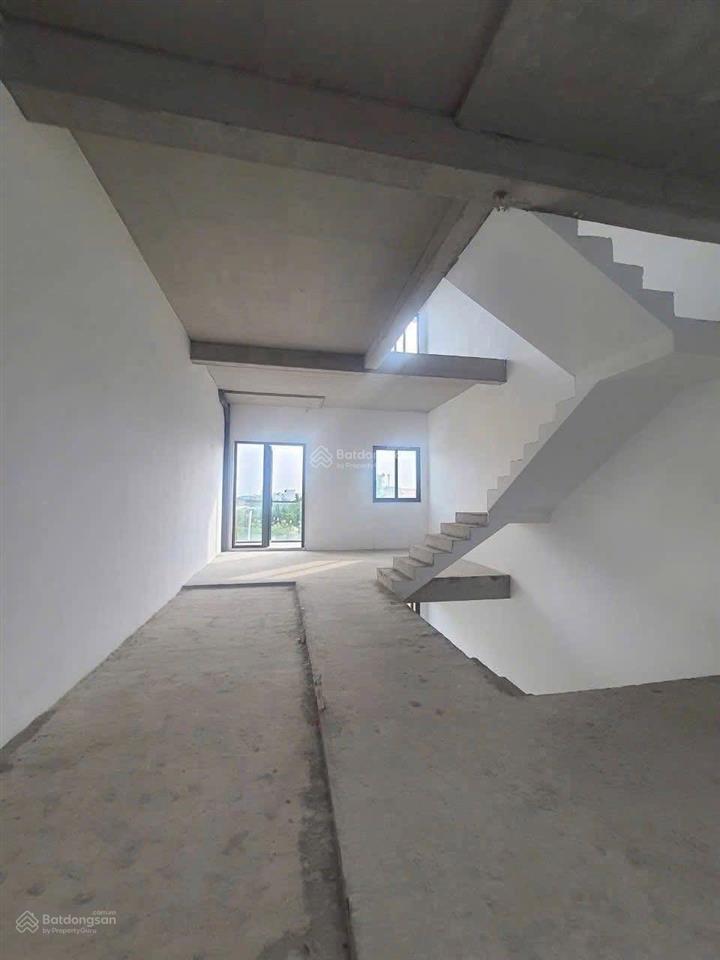 Bán shophouse tại lovera premier, giá cực chất 9,9 tỷ, 75m2, 6pn, 7wc, view đẹp