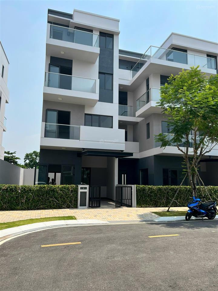 Bán bt lovera premier, 8,1 tỷ, 75m2, 6pn, 7wc, đông bắc, pháp lý đầy đủ tại bình chánh