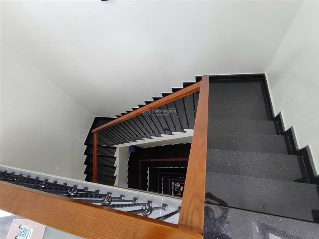Bán nhà riêng tại khang điền bình chánh, giá 10,5 tỷ, 100m2, 6pn, 5wc 4 tầng lầu đẹp xinh