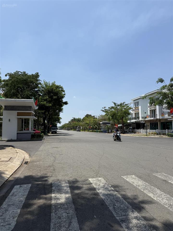 Bán shophouse tại khang điền bình chánh, 8,2 tỷ, 75m2, view đẹp, giá siêu hời