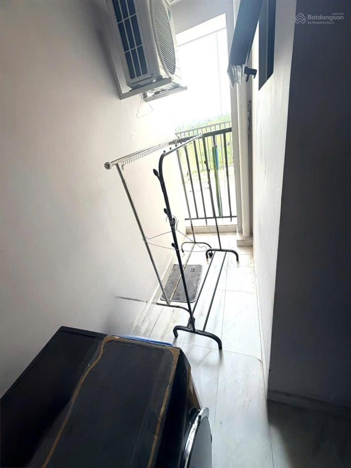 Cho thuê căn goc cc lovera vista, 7,5 triệu, 72m2, 2pn, 2wc, nội thất cơ bản, hướng tây nam bao đep