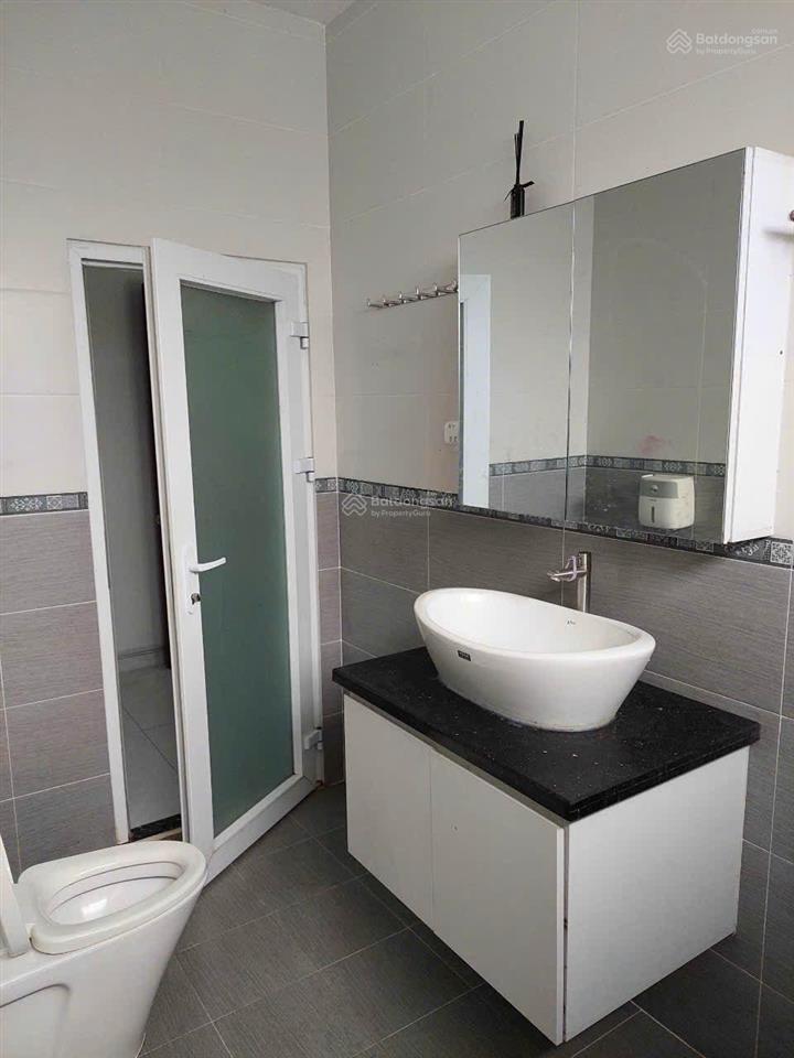 Bán nhà biệt thự 80m2, 7,5 tỷ tại khang điền bình chánh, 4pn, 3wc