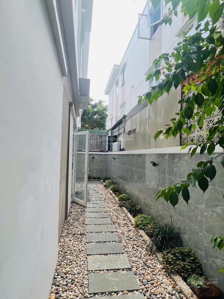 Bán biệt thự khang điền bình chánh, 9,5 tỷ, 123,5 m2, giá siêu hời, uy tín