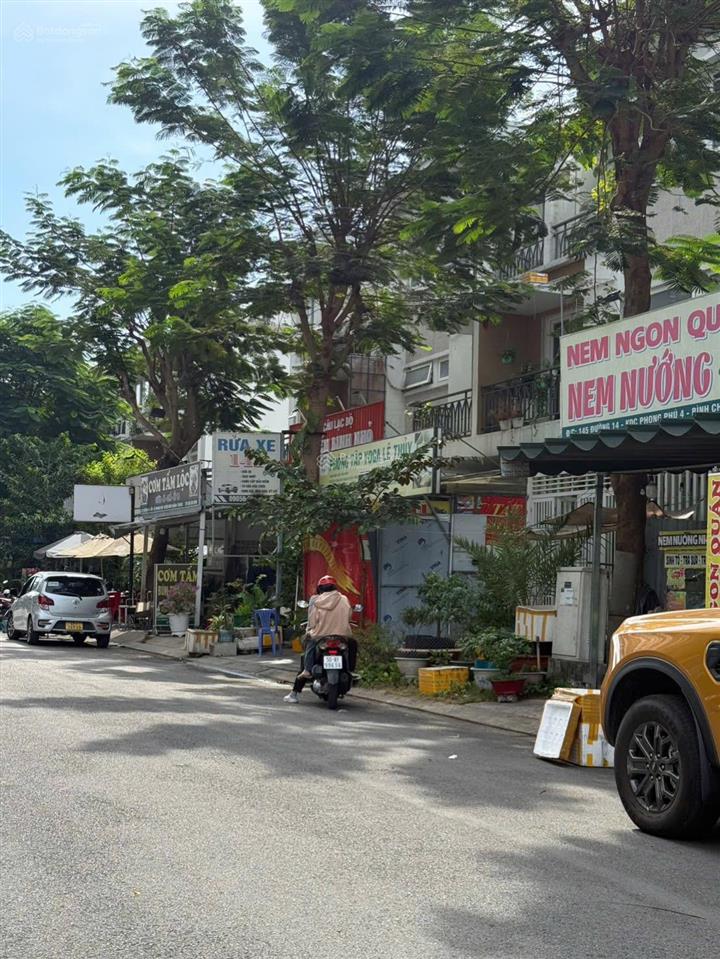 Cho thuê nhà phố lovera park, đối diện cc vissta 8 triệu, 75m², 3pn + 3wc, thiết kế hiện đại