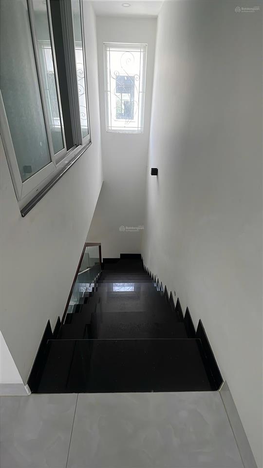 Bán nhà phố loverapark đẹp xinh 80m2 tại khang điền bình chánh, 7,8 tỷ vài bước ra công viên lớn