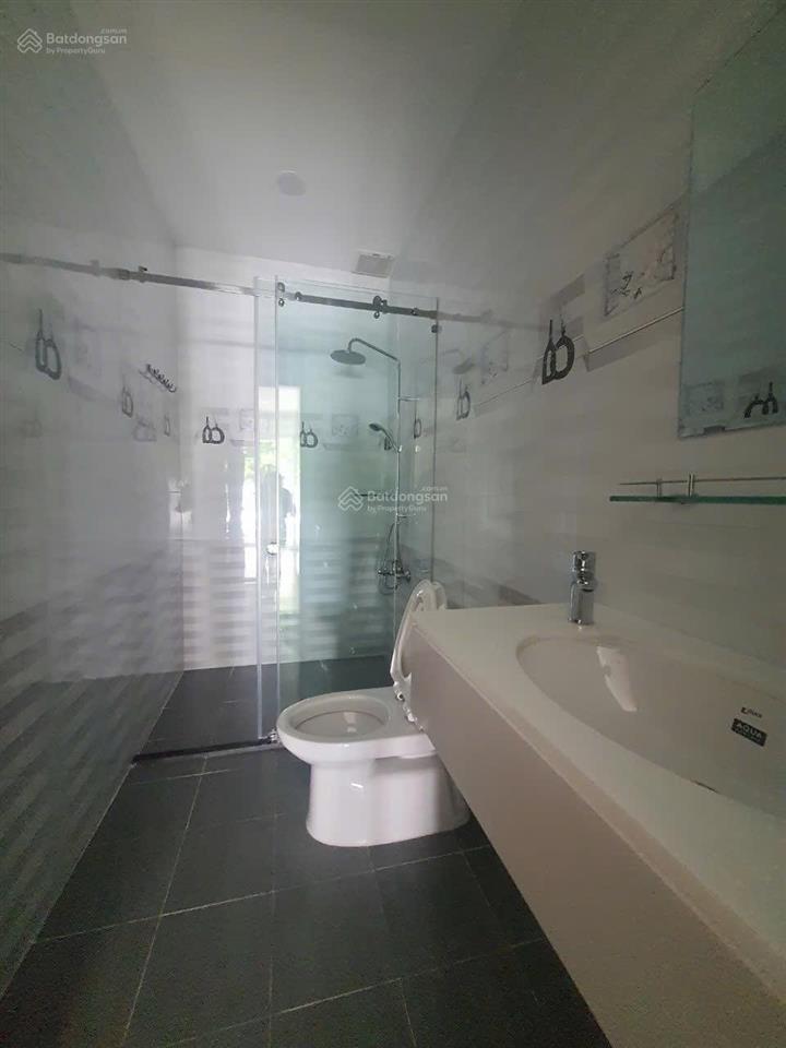 Hót  chính chủ cần bán nhanh nhà phố lovera park đẹp xinh giá 8tỷ vnd, 80m2, 4pn, 3wc, hàng hiếm