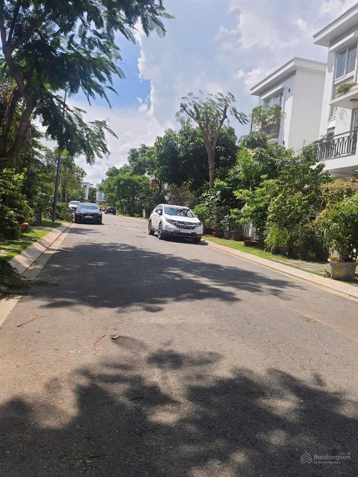 Hót  chính chủ cần bán nhanh nhà phố lovera park đẹp xinh giá 8tỷ vnd, 80m2, 4pn, 3wc, hàng hiếm