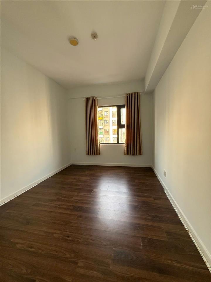 Bán căn hộ lovera vista, 3,5 tỷ vnd, góc 72m2, 2pn, 2wc tại phong phú, bình chánh view xịn