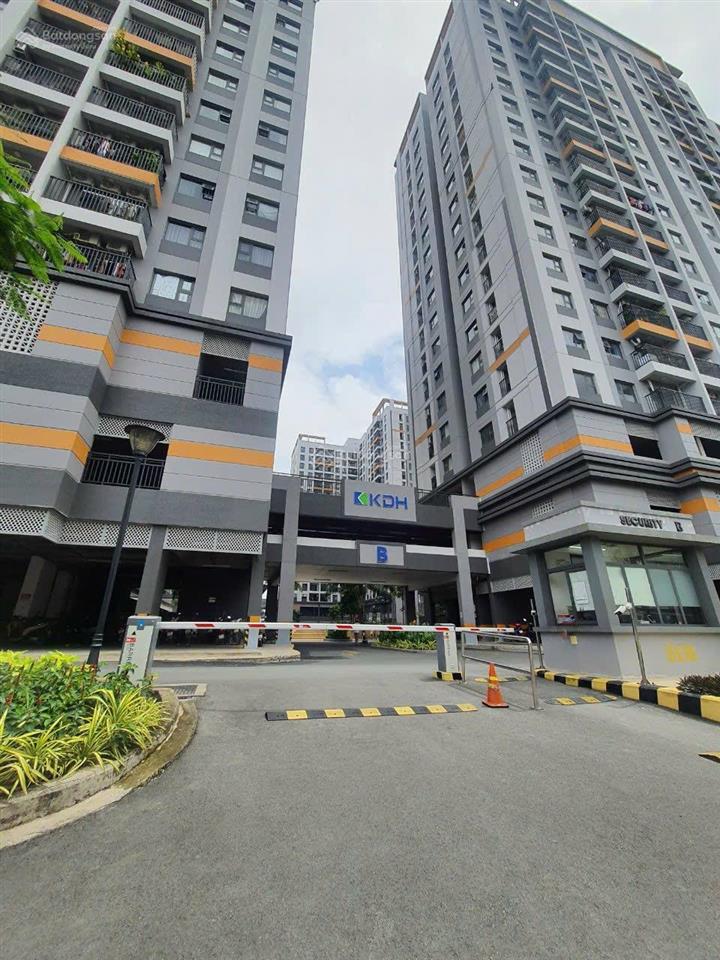Bán căn hộ lovera vista, 3,5 tỷ vnd, góc 72m2, 2pn, 2wc tại phong phú, bình chánh view xịn