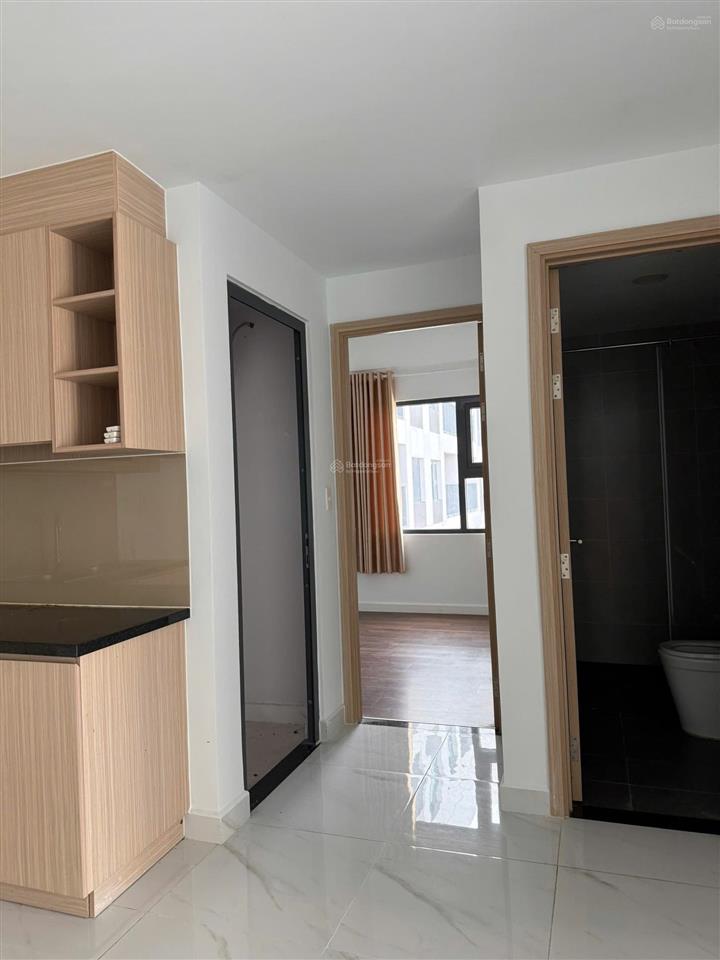 Bán căn hộ lovera vista, 3,5 tỷ vnd, góc 72m2, 2pn, 2wc tại phong phú, bình chánh view xịn