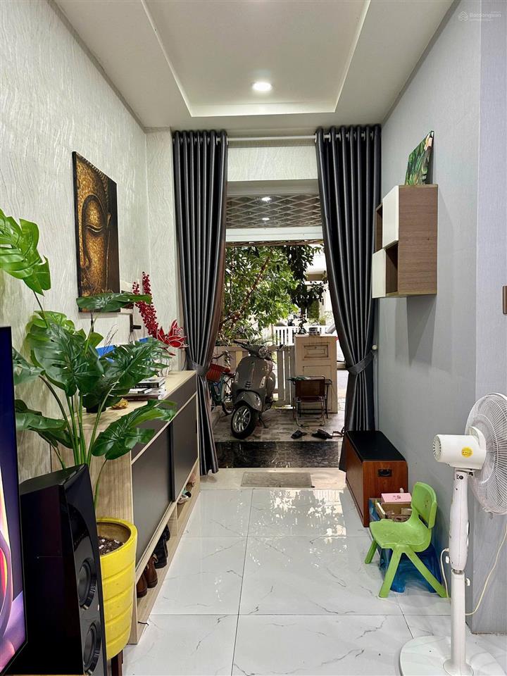 Cho thuê bt 3pn, 3wc, 75m2 tại khang điền bình chánh, 13 triệu vnd