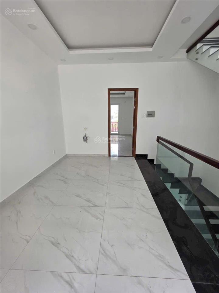 Bán shophouse 3pn, 3wc, 144m2 tại khang điền bình chánh, giá chỉ với 9,9 tỷ mặt tiền song hành 52m
