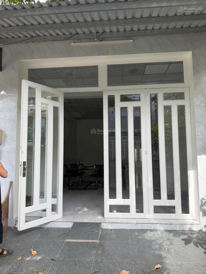 Cho thuê nhà riêng 10 triệu vnd, 100m2 tại khang điền bình chánh, chính chủ uy tín ngay trường học
