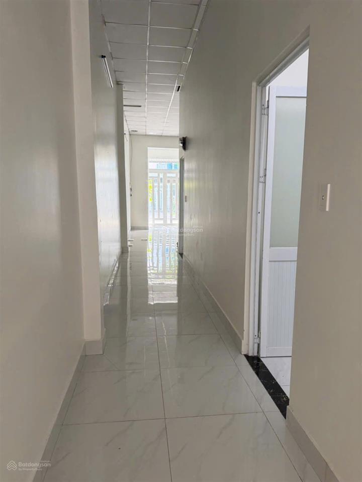 Cho thuê nhà riêng 10 triệu vnd, 100m2 tại khang điền bình chánh, chính chủ uy tín ngay trường học