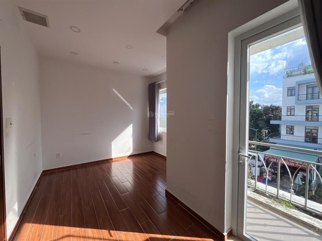 Cho thuê shophouse tại khang điền bình chánh, 12tr/th  80 m2, mặt tiền kinh doanh buôn bán tốt