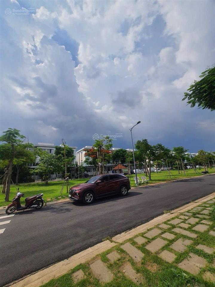 Cho thuê căn góc to đẹp lovera park view công viên 14 triệu, 160 m2, giá siêu hời, chính chủ