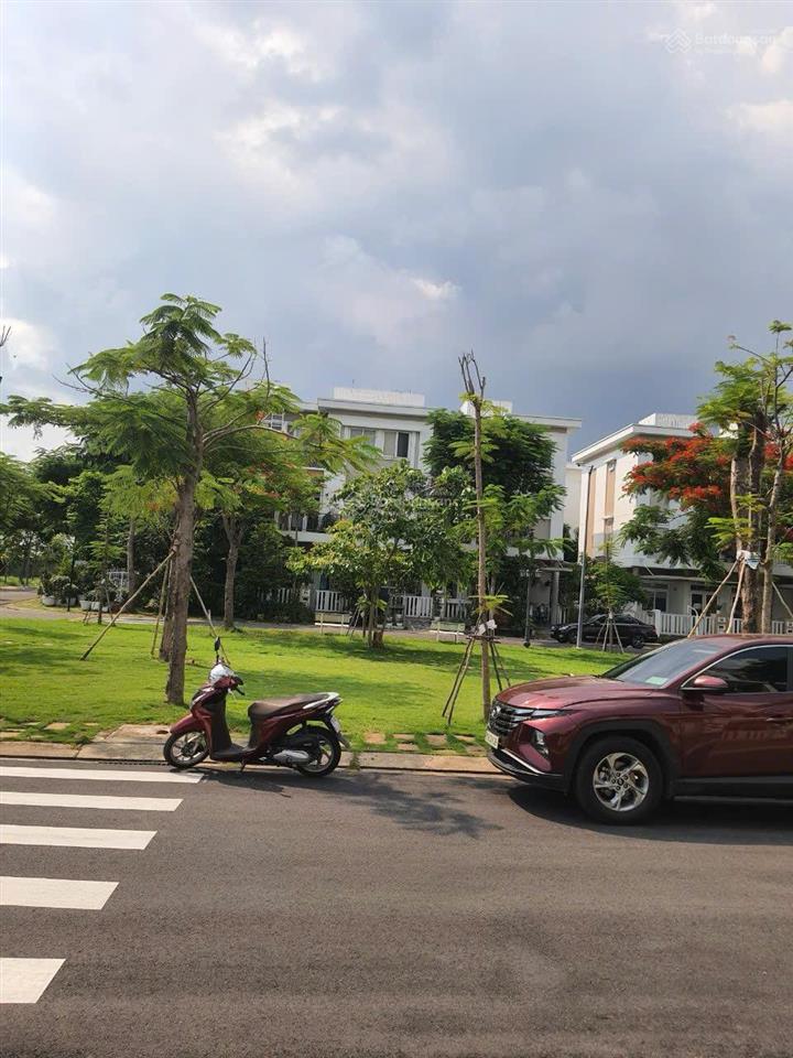 Cho thuê căn góc to đẹp lovera park view công viên 14 triệu, 160 m2, giá siêu hời, chính chủ