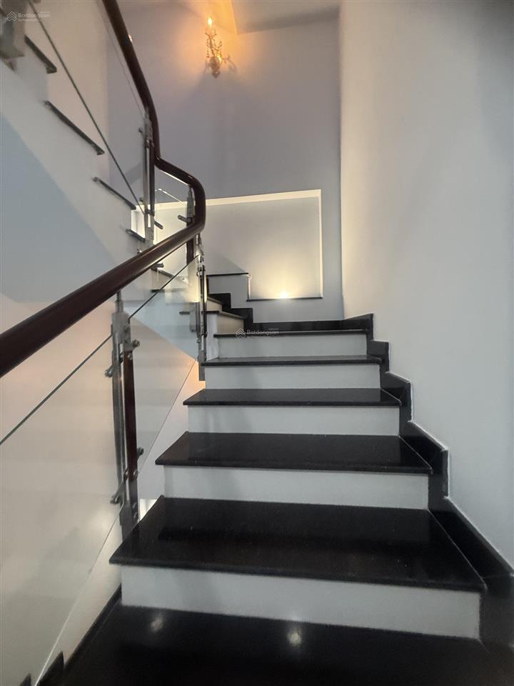 Cho thuê nhà riêng tại khang điền bình chánh, 18 triệu vnd, 100m2, 6pn, 7wc