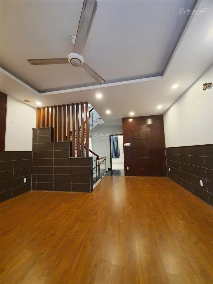 Cho thuê căn shophouse 4pn, 4wc, 80m2 tại khang điền bình chánh, 15 tr vnd/th kề trường cấp 2 phú