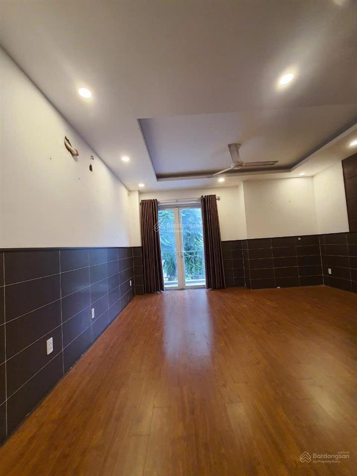 Cho thuê căn shophouse 4pn, 4wc, 80m2 tại khang điền bình chánh, 15 tr vnd/th kề trường cấp 2 phú