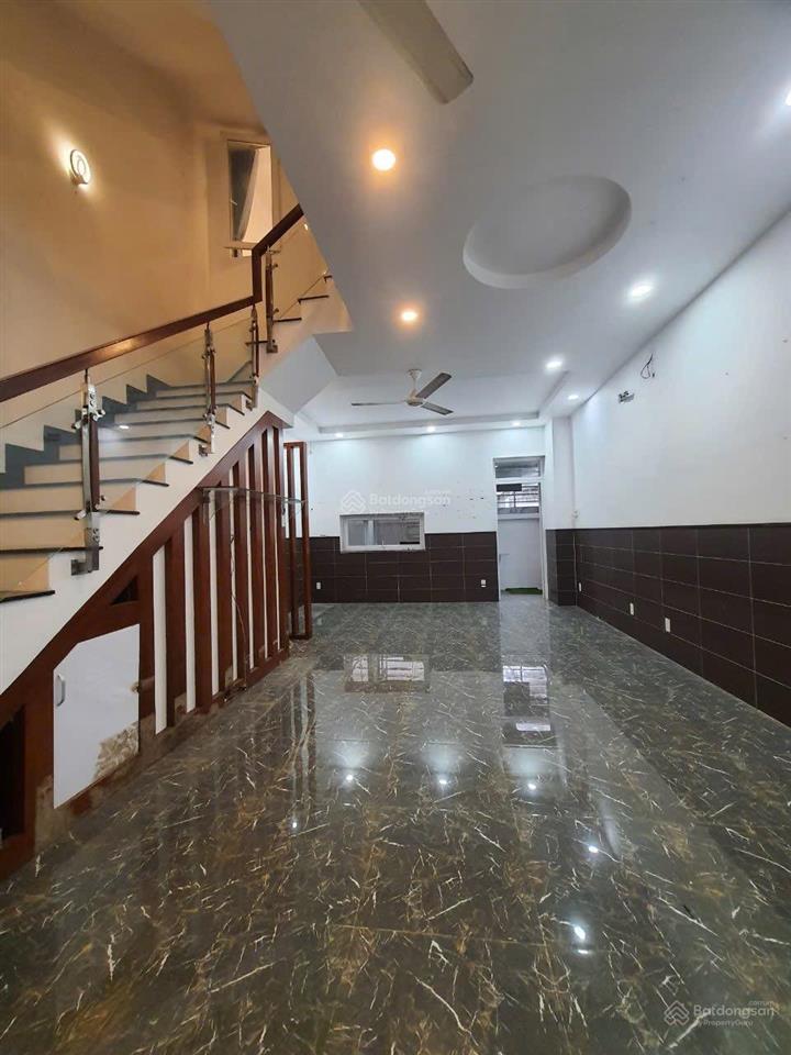 Cho thuê căn shophouse 4pn, 4wc, 80m2 tại khang điền bình chánh, 15 tr vnd/th kề trường cấp 2 phú