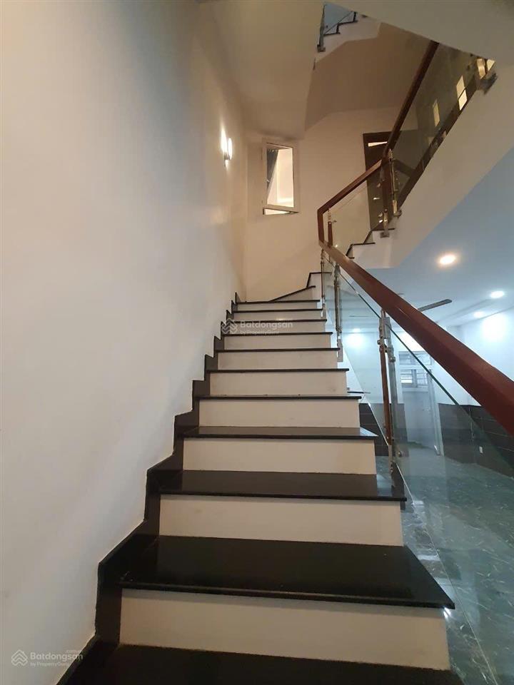 Cho thuê căn shophouse 4pn, 4wc, 80m2 tại khang điền bình chánh, 15 tr vnd/th kề trường cấp 2 phú