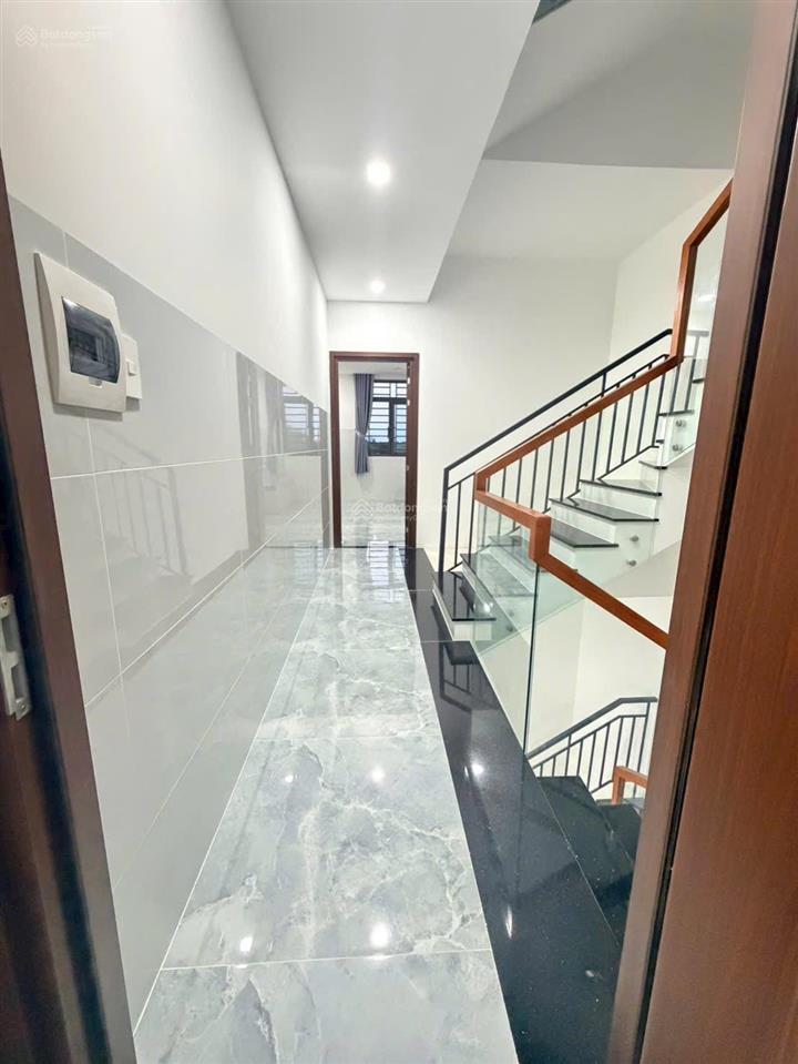 Cho thuê căn hộ dịch vụ ngay pp4 khang điền bình chánh, 4 triệu, 40 m2, 1pn, 1wc