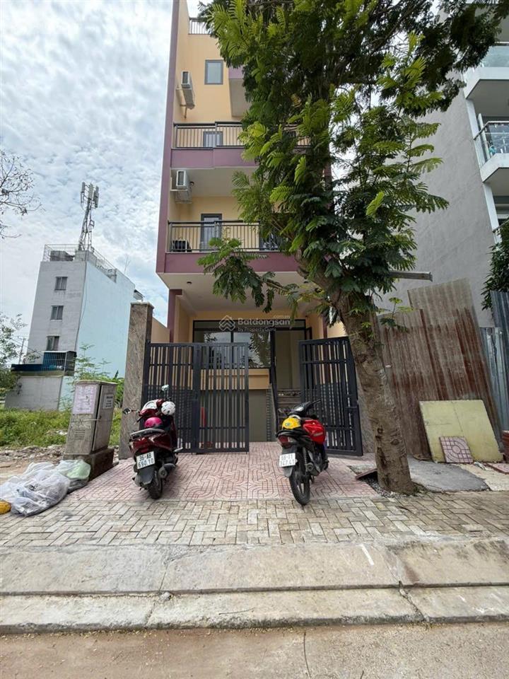 Bán nhà nguyên căn 4,5 tầng lầu tại khang điền bình chánh, giá siêu hời 10,5 tỷ, 100m2, 7pn, 7wc