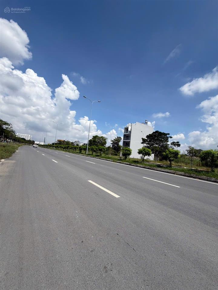 Chị em ngộp quá nên bán gấp đất nền dự án tại khang điền bình chánh, 4,89 tỷ, 100 m2, hàng hiếm