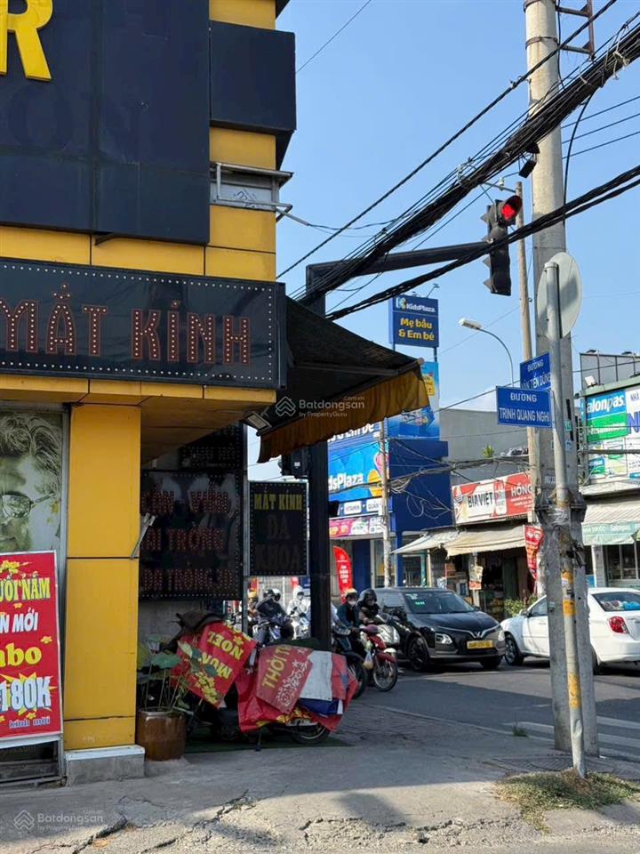 Bán gấp shophouse lovera premier, 9,5 tỷ, 75m2, 6pn, 5wc, view đẹp tại trịnh quang nghị, bình chánh