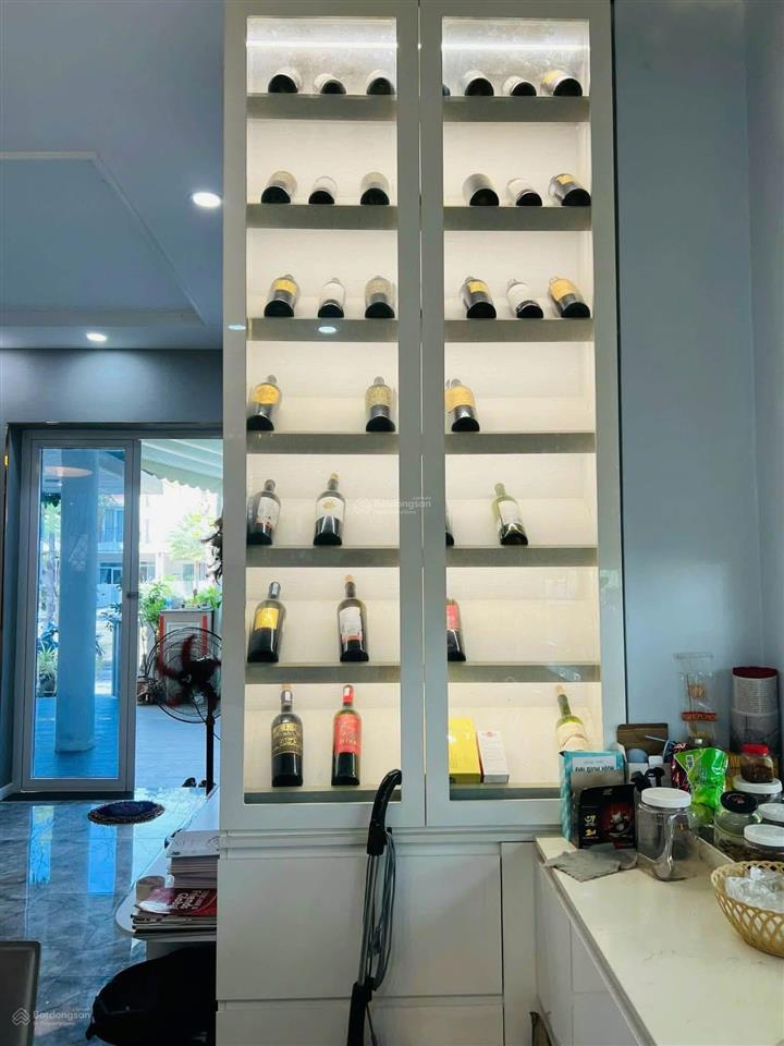 Bán gấp góc biệt thự 4pn, 3wc tại khang điền bình chánh, 15,5 tỷ, 137,4 m2 view công viên đẹp xinh